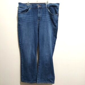 Levi Struass & Co Womens 16S Jeans Classic Boot Med Wash Mid Rise Zip Button